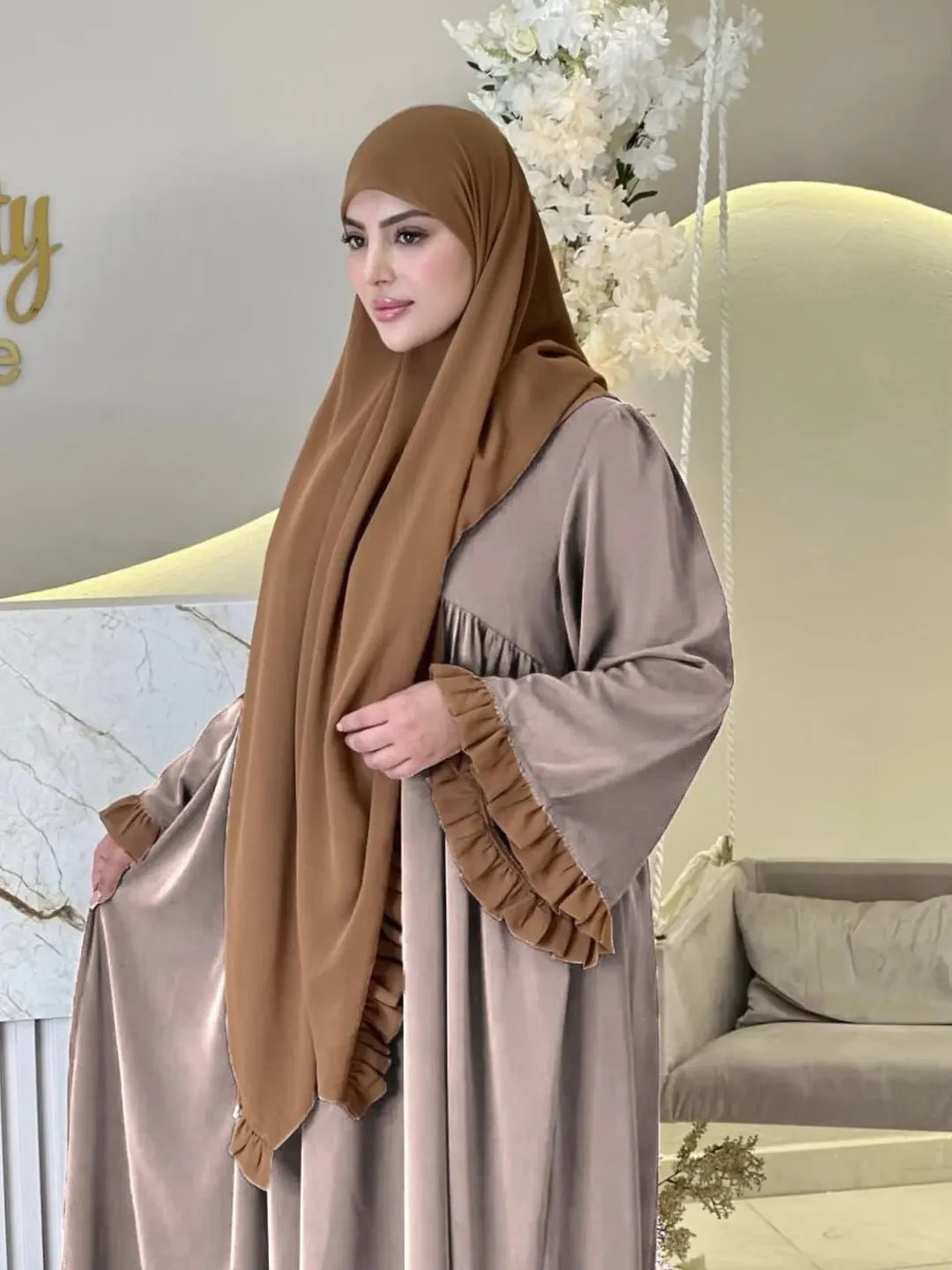 Abaya Royale avec Foulard
