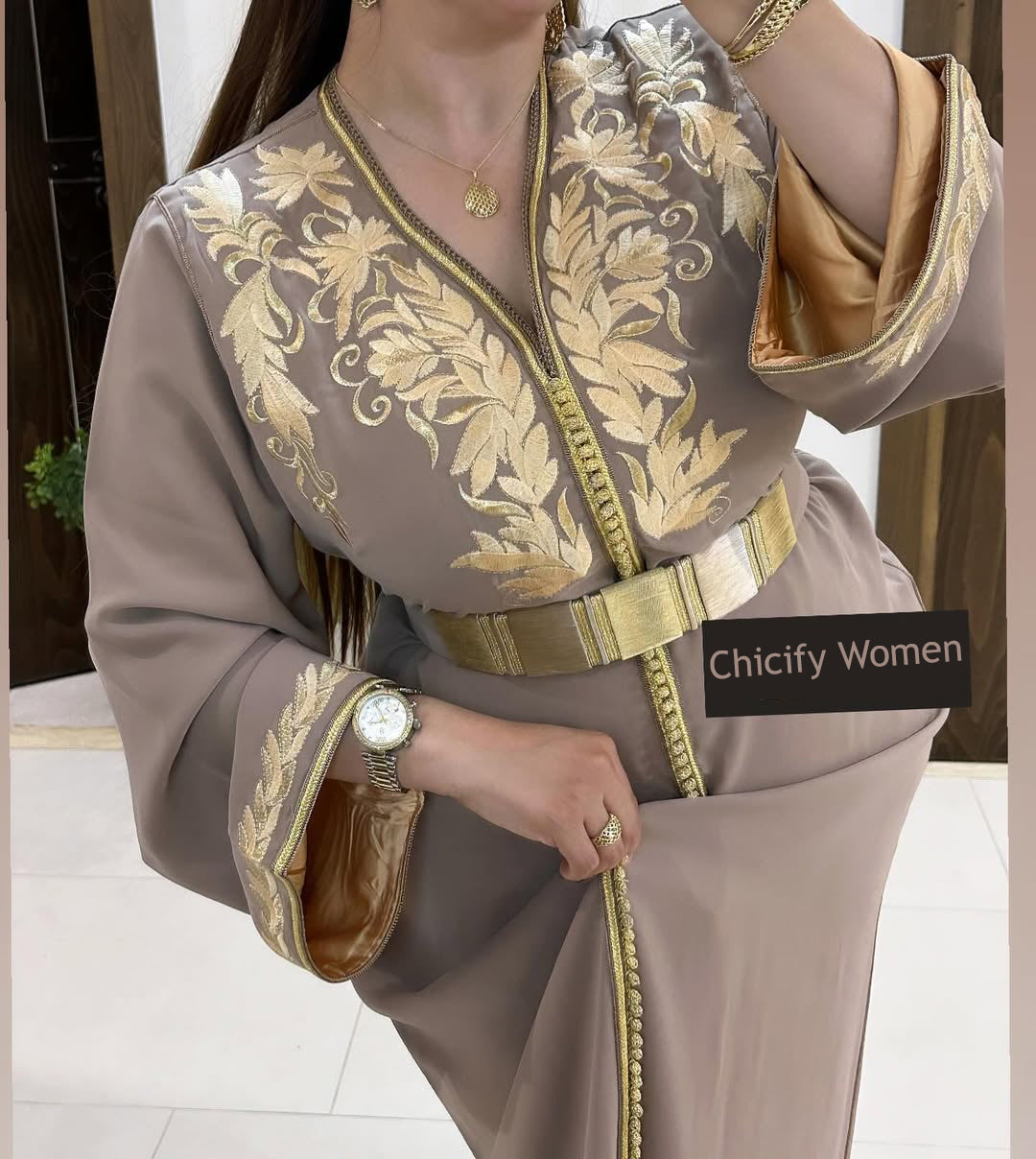 Classy Caftan Brodé
