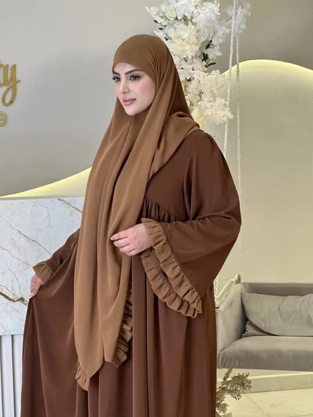 Abaya Royale avec Foulard